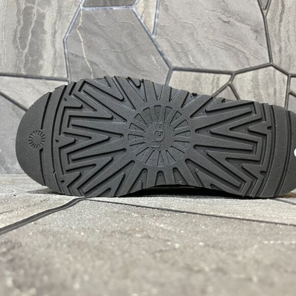 UGG Tazz Platform Shearling Lined Slipper - Picture 6 of 9